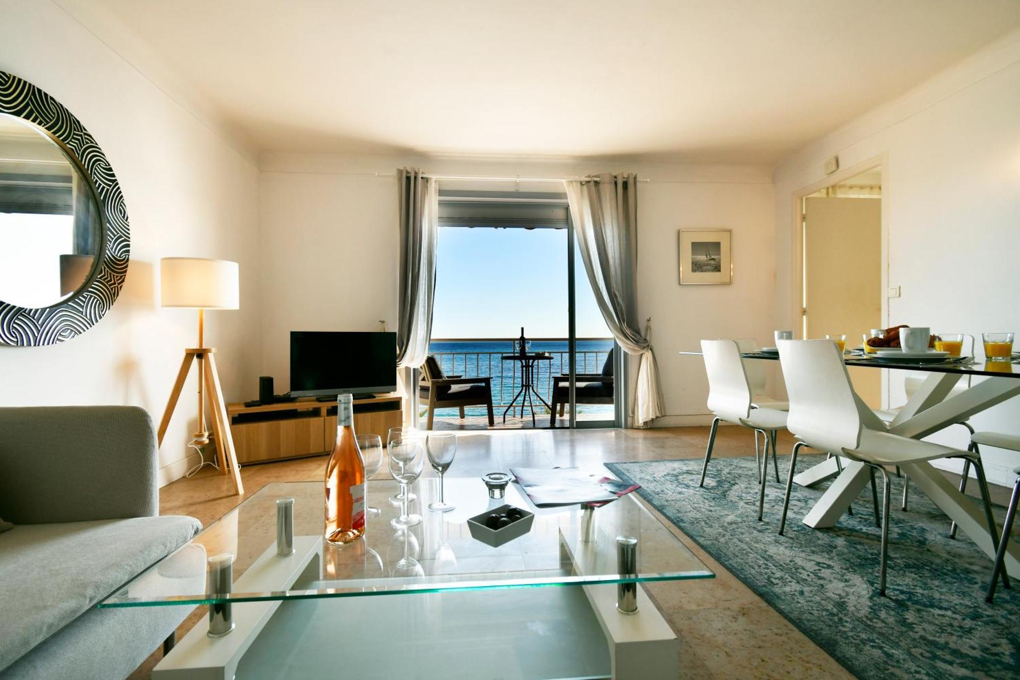 Plage Du Midi- Vue Sur Mer Standing Presta Cannes Exterior foto